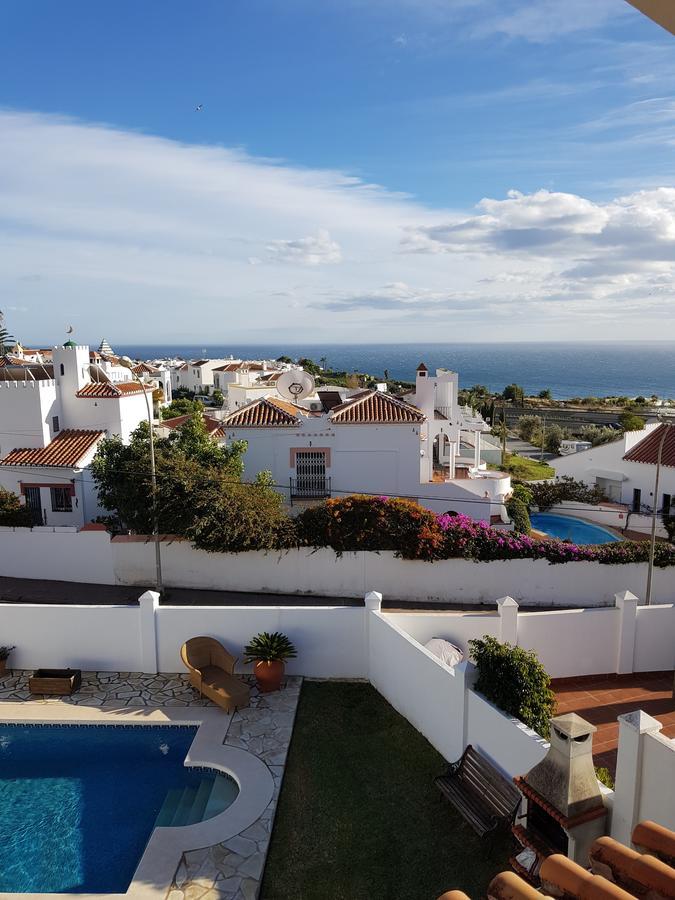 Villa - Zeezicht, Zwembad Nerja Exteriér fotografie