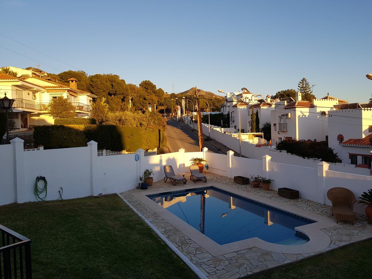 Villa - Zeezicht, Zwembad Nerja Exteriér fotografie
