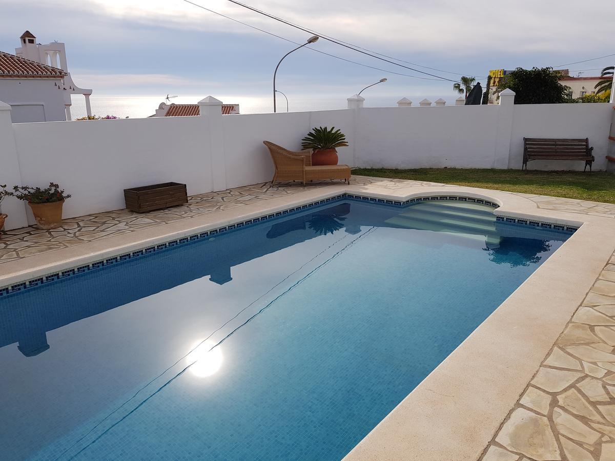 Villa - Zeezicht, Zwembad Nerja Exteriér fotografie