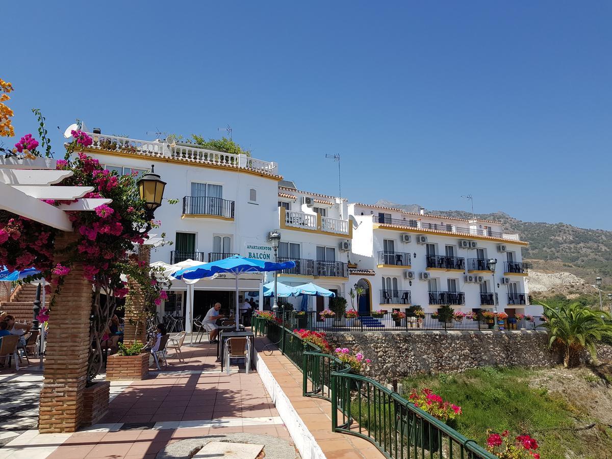Villa - Zeezicht, Zwembad Nerja Exteriér fotografie