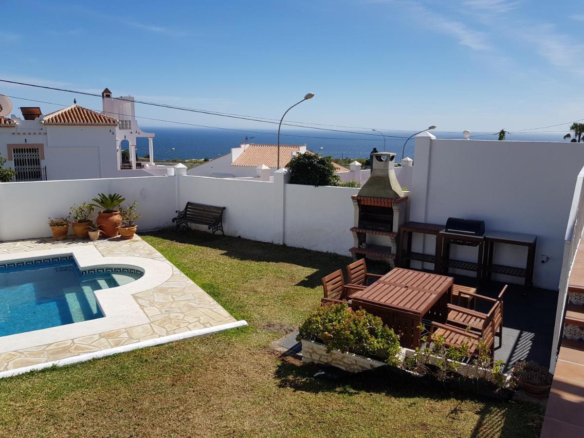 Villa - Zeezicht, Zwembad Nerja Exteriér fotografie